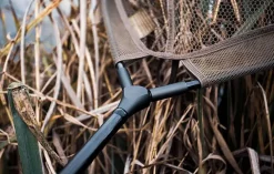 Trakker Defy Kescher -Trakker Verkäufe defy landing net ls02 2